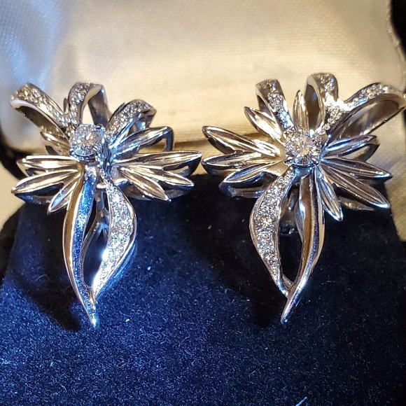 14K  WHITE  GOLD  DIAMOND  EARRINGS. - Picture 2 of 8